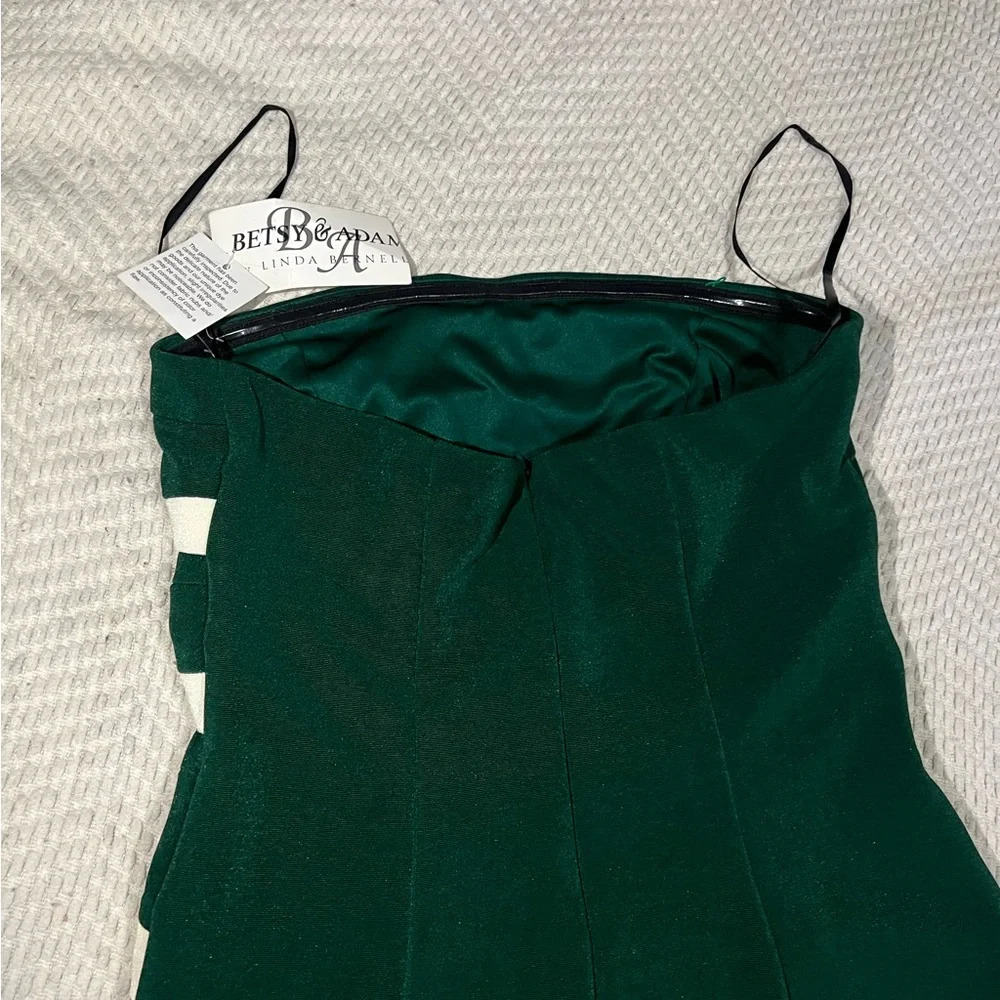 π€New Betsy & Adam Strapless Tiered Dressπ€ - Picture 8 of 9